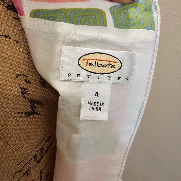 Talbots Women's Pink/Green Sleeveless Scalloped Hem Dress Size 4 - Picture 5 of 7